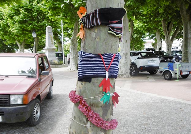 Atelier tricot à Mirambeau 01